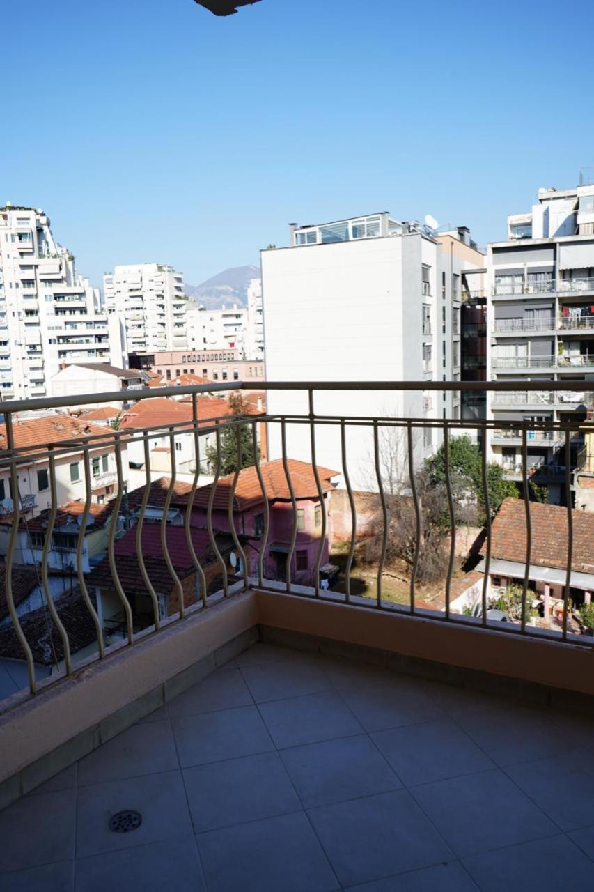 New Bazaar Bliss Apartamento Tirana Exterior foto